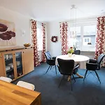Altstadt-chalet @conny's * ברילון